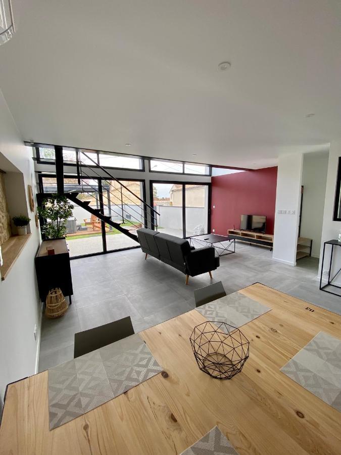 Magnifique Grange Avec Spa / Love Room Saint-André-de-Cubzac Exteriör bild